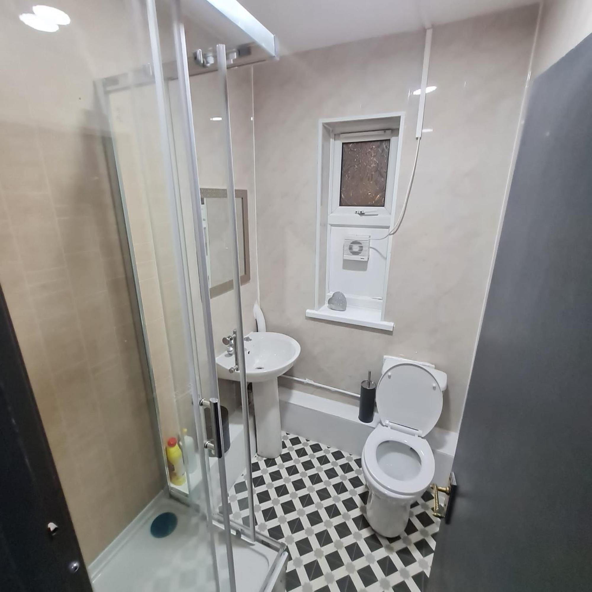 Colebert Avenue Appartement Londen Buitenkant foto