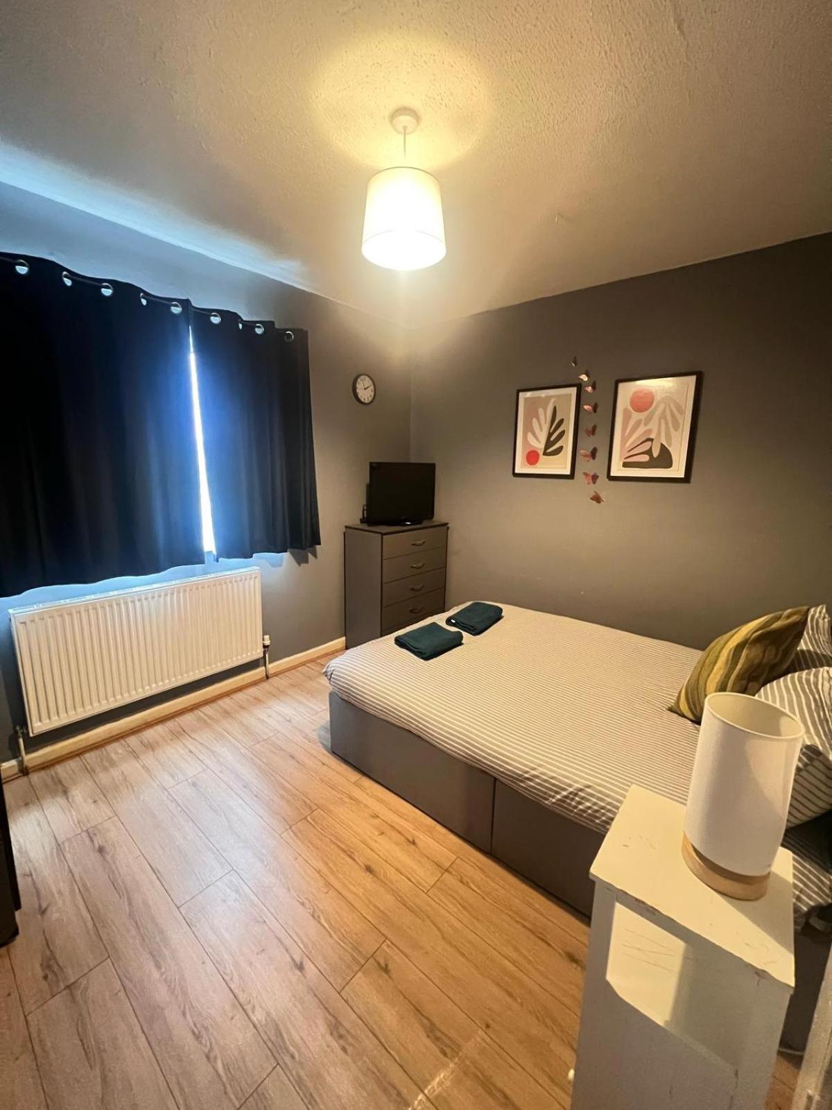 Colebert Avenue Appartement Londen Buitenkant foto